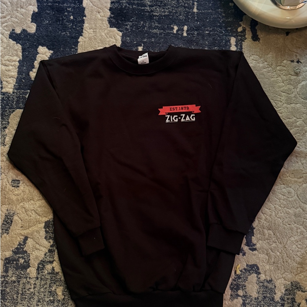 Zig-Zag 3D Logo Crewneck Sweater